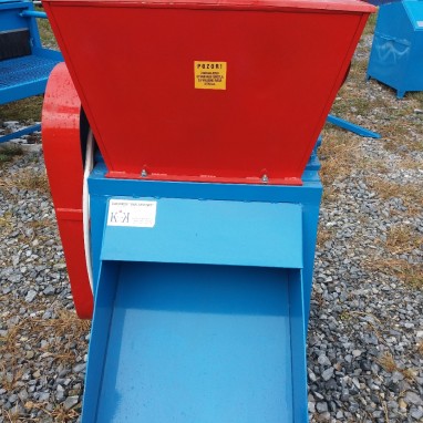 Rezačica voća i stočne hrane