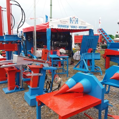 Galerija slika - šumarski strojevi