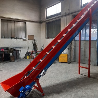 Transportne trake za drvo i sječku