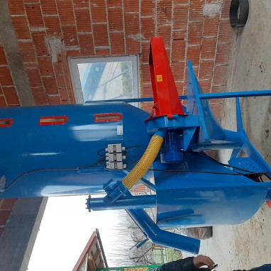 Mješaona okomita zapremine 500-1500kg s mlinom i spremnikom