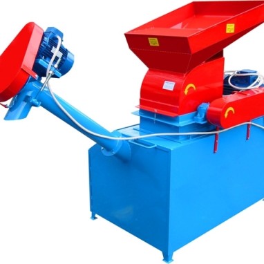 Mlin s pužnim transporterom