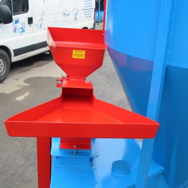 Mješaona okomita od 500-1500kg zapremine s mlinom na kardan