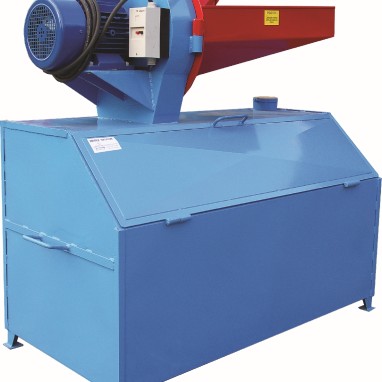 Mlin veliki s el.motorom 5,5kw kapaci.1t-h